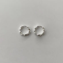 將圖片載入圖庫檢視器 925 Silver Basic Earring
