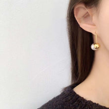 將圖片載入圖庫檢視器 Pearl gold ball earring
